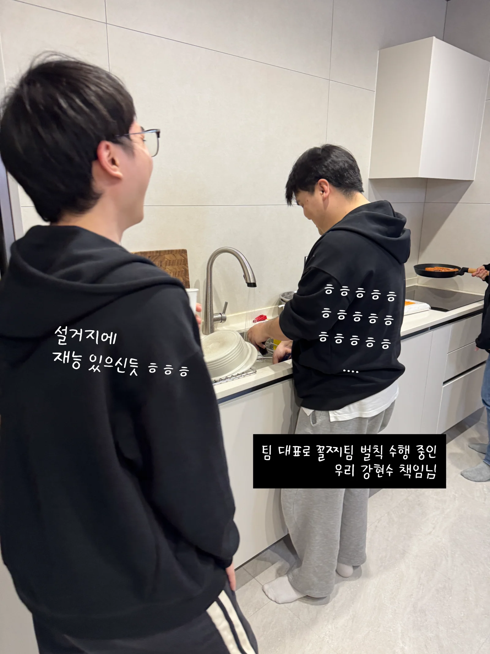 앨범 사진 3 / 13